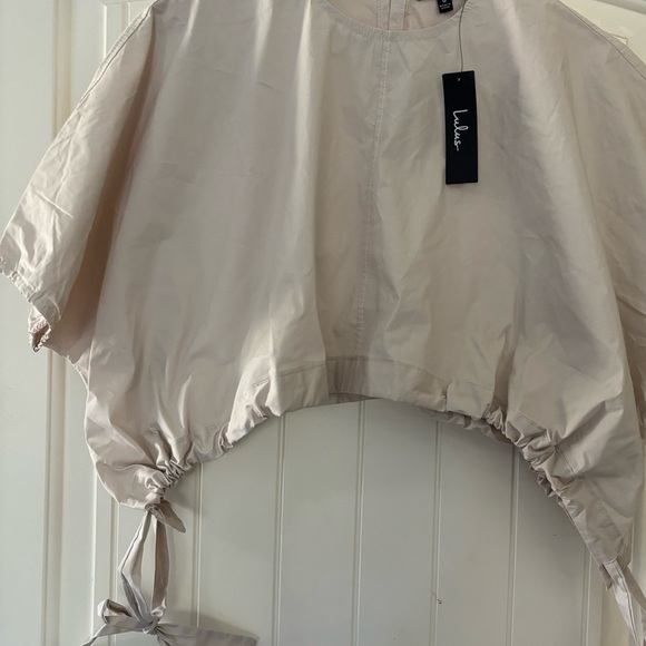 NWT Lulus Coolest Cutie Beige Short Sleeve Drawstring Crop Top - Picture 2 of 10
